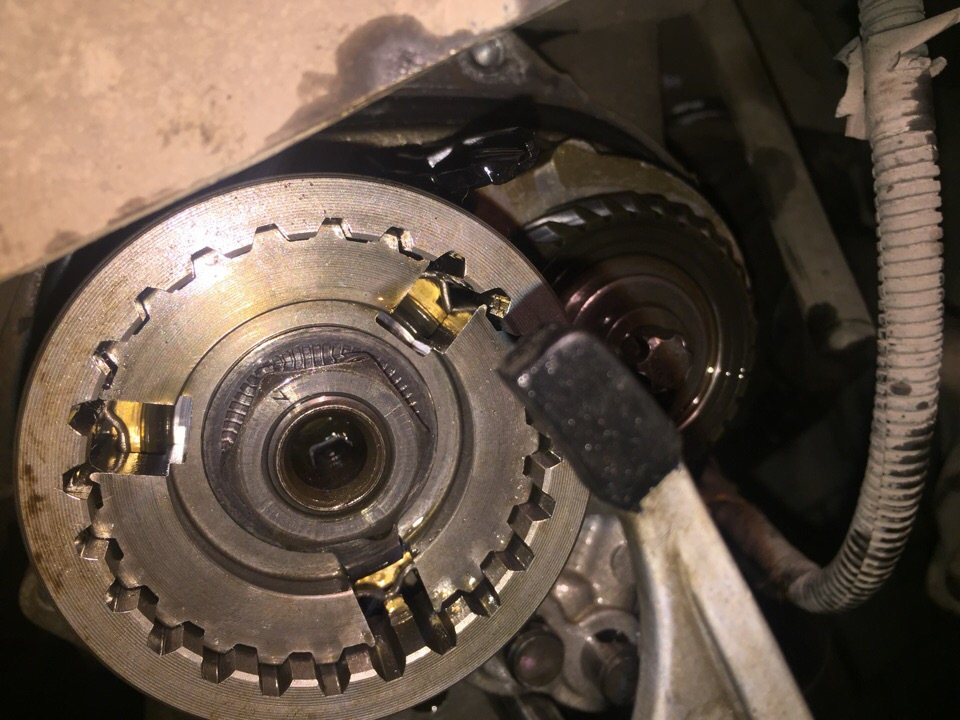 Отпустил сцепление машина заглохла