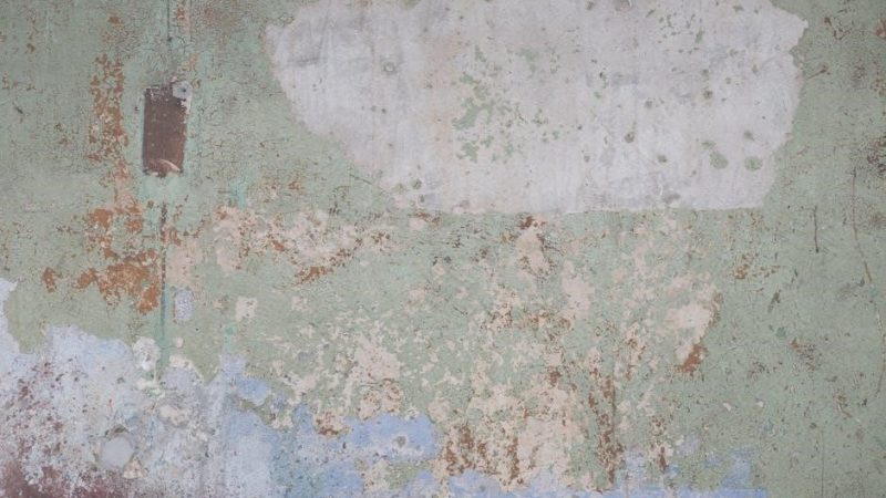 Чем подкрасить сколы на кузове автомобиля